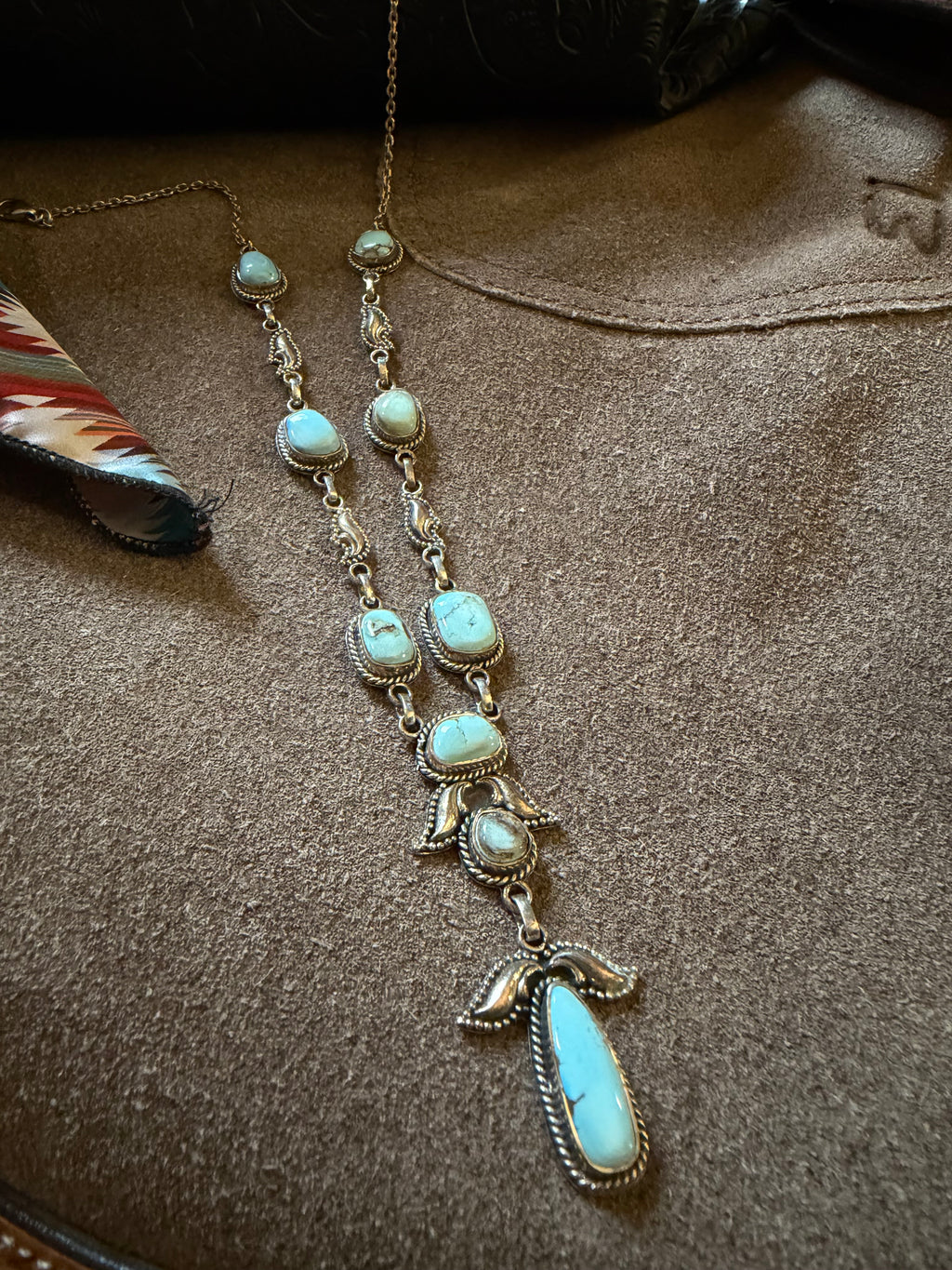 Golden Hills Lariat