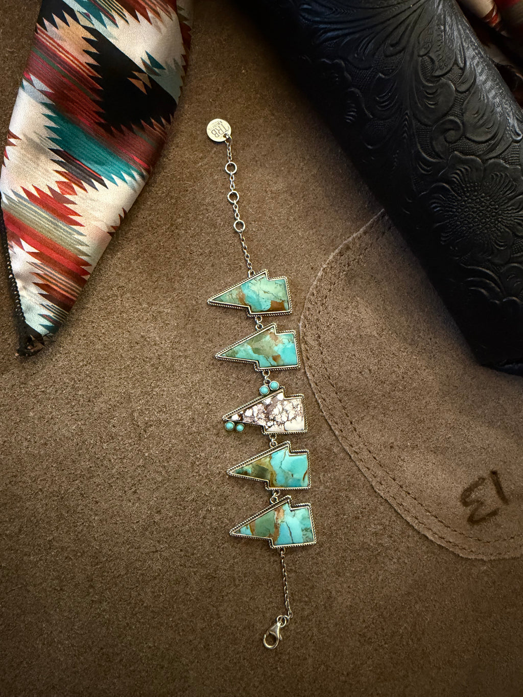 Lightening bolt bracelet