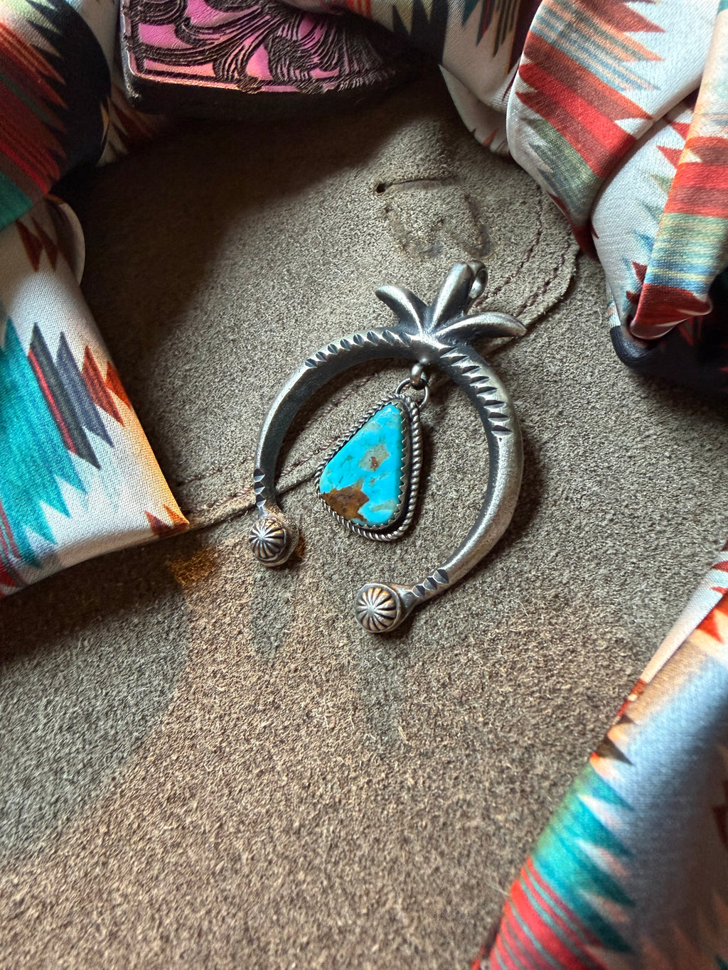 Naja Pendant