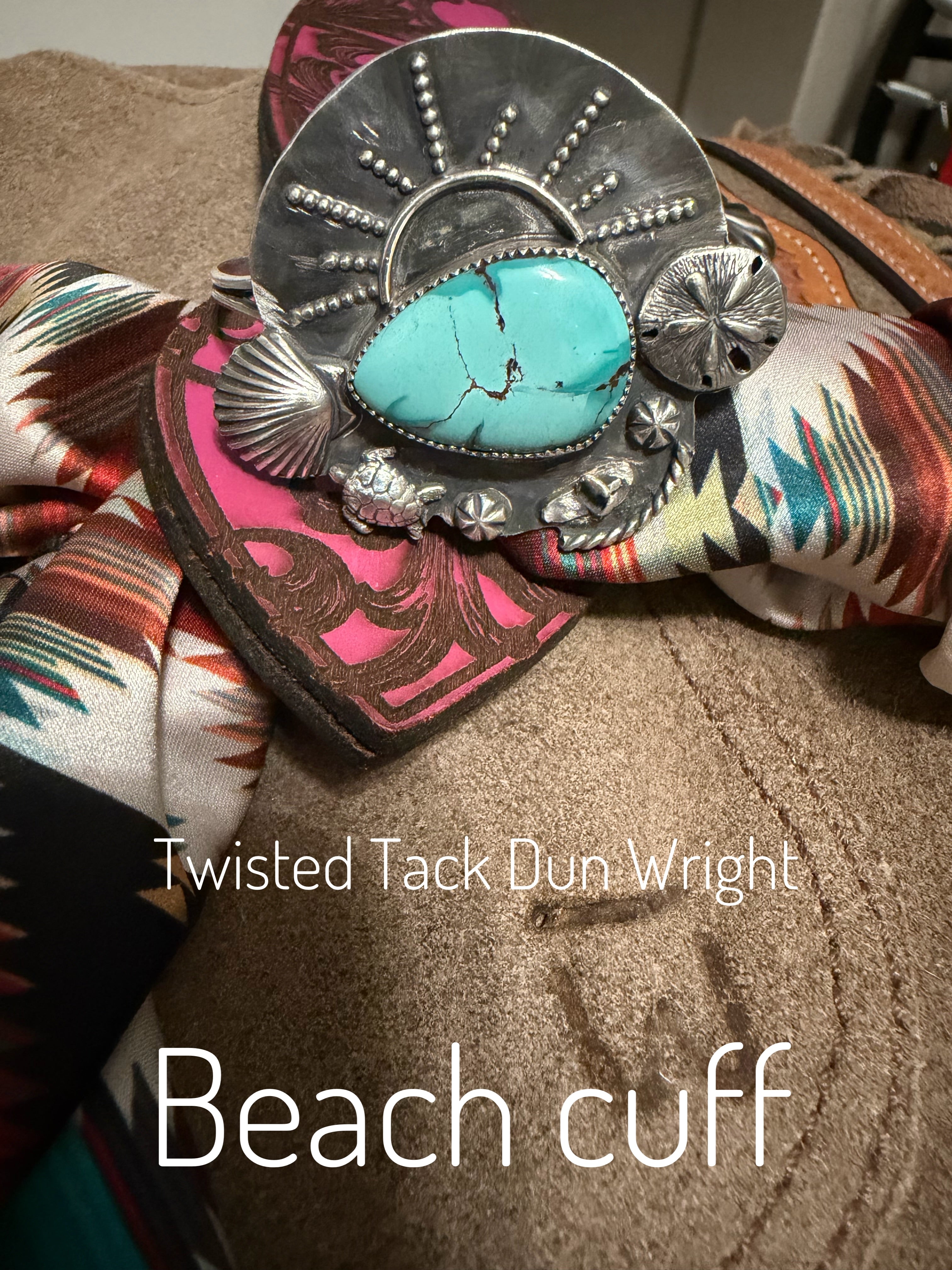 Beach cuff