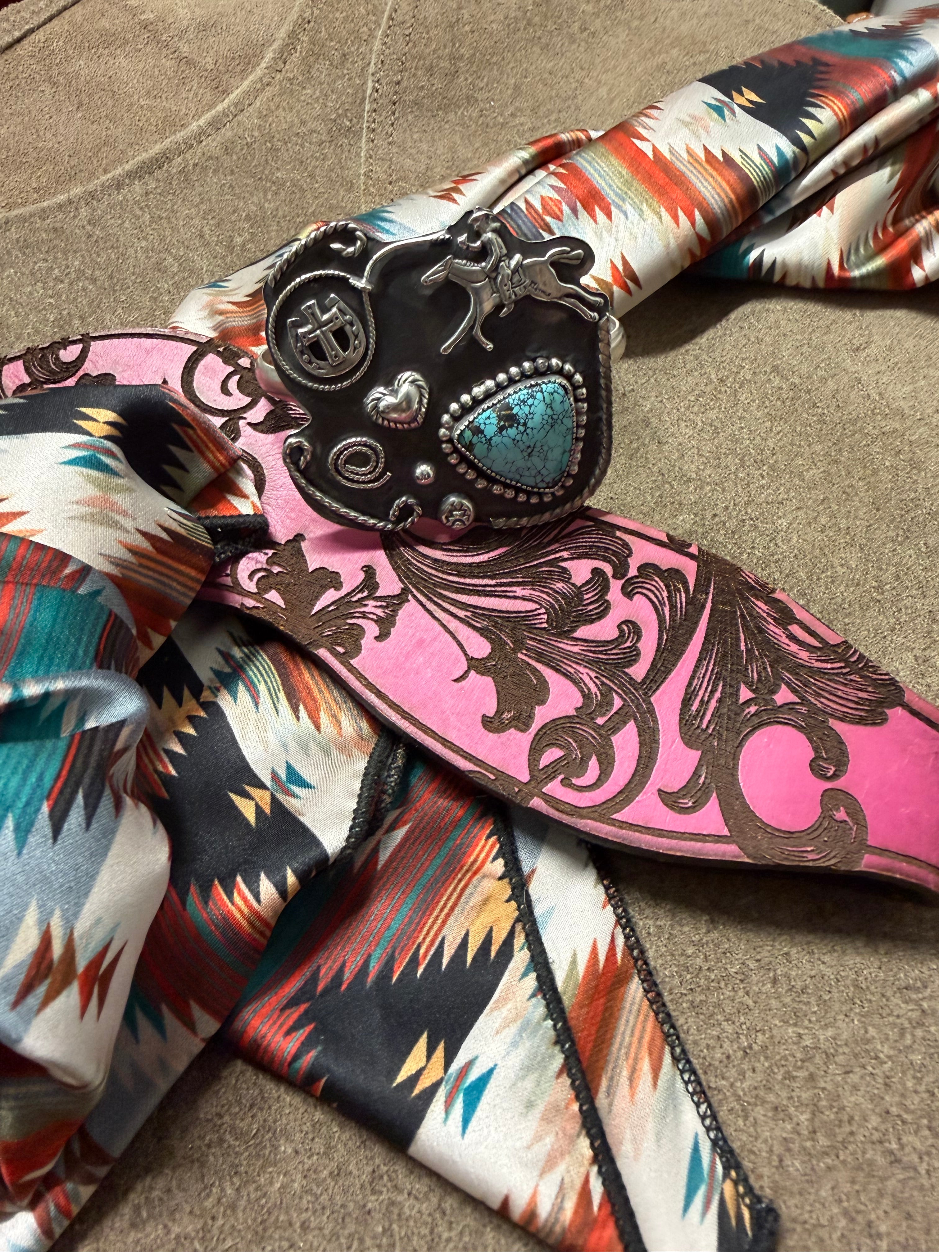 Roping your faith - The Buckle Cuff